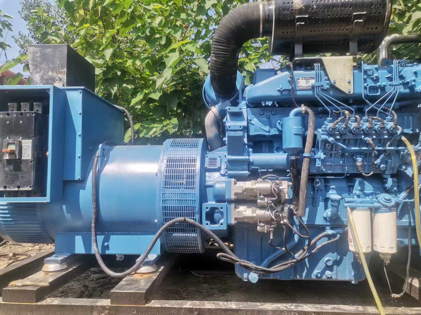 金华详细说明降低 800kW 柴油发电机输出电流波动的方法